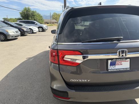 Used 2018 Honda Odyssey EX-L image 19