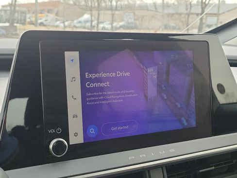 Used 2024 Toyota Prius LE image 24