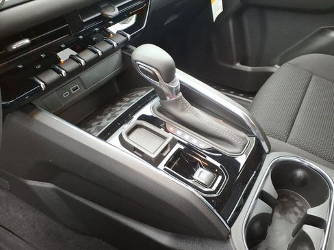 New 2026 GMC Canyon Elevation w/ Convenience Package image 15