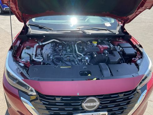 Used 2024 Nissan Sentra SV FWD image 21