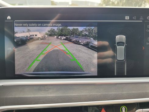 Used 2021 BMW X5 xDrive40i w/ Premium Package image 24