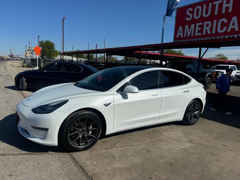 Used 2018 Tesla Model 3 Long Range image 21