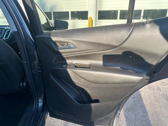 Used 2023 Chevrolet Equinox LT AWD/4WD image 12