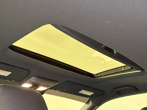 Certified 2022 Honda Passport TrailSport image 12