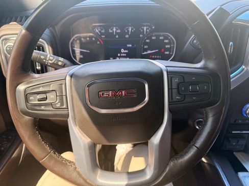 Used 2021 GMC Sierra 1500 SLT AWD/4WD image 16