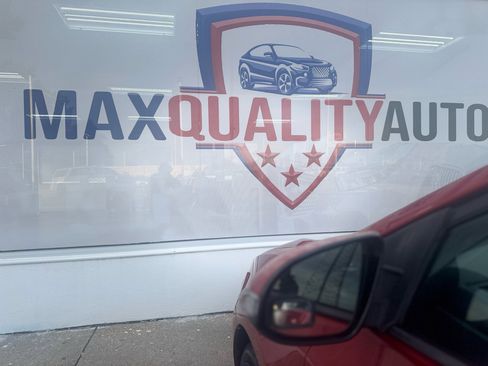 Used 2015 Toyota Corolla S image 42