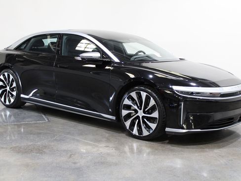Used 2022 Lucid Air Grand Touring image 2