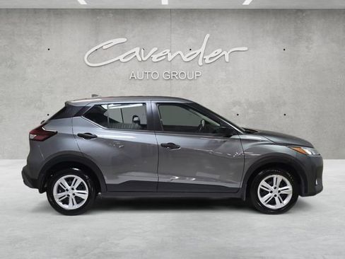 Used 2024 Nissan Kicks S FWD image 17