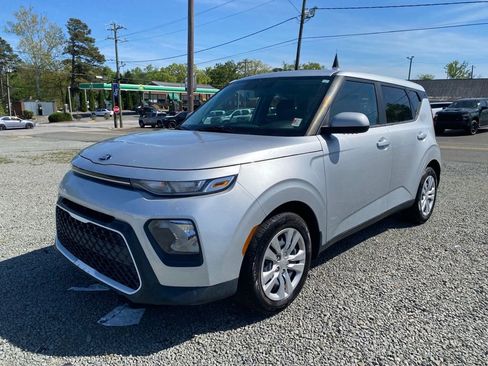 Used 2021 Kia Soul LX image 7