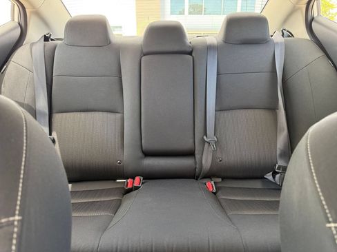 Used 2025 Nissan Altima 2.5 SV FWD image 38