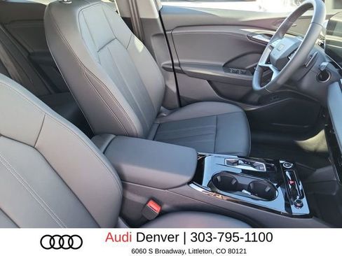 New 2025 Audi Q6 e-tron Premium Plus AWD/4WD image 17