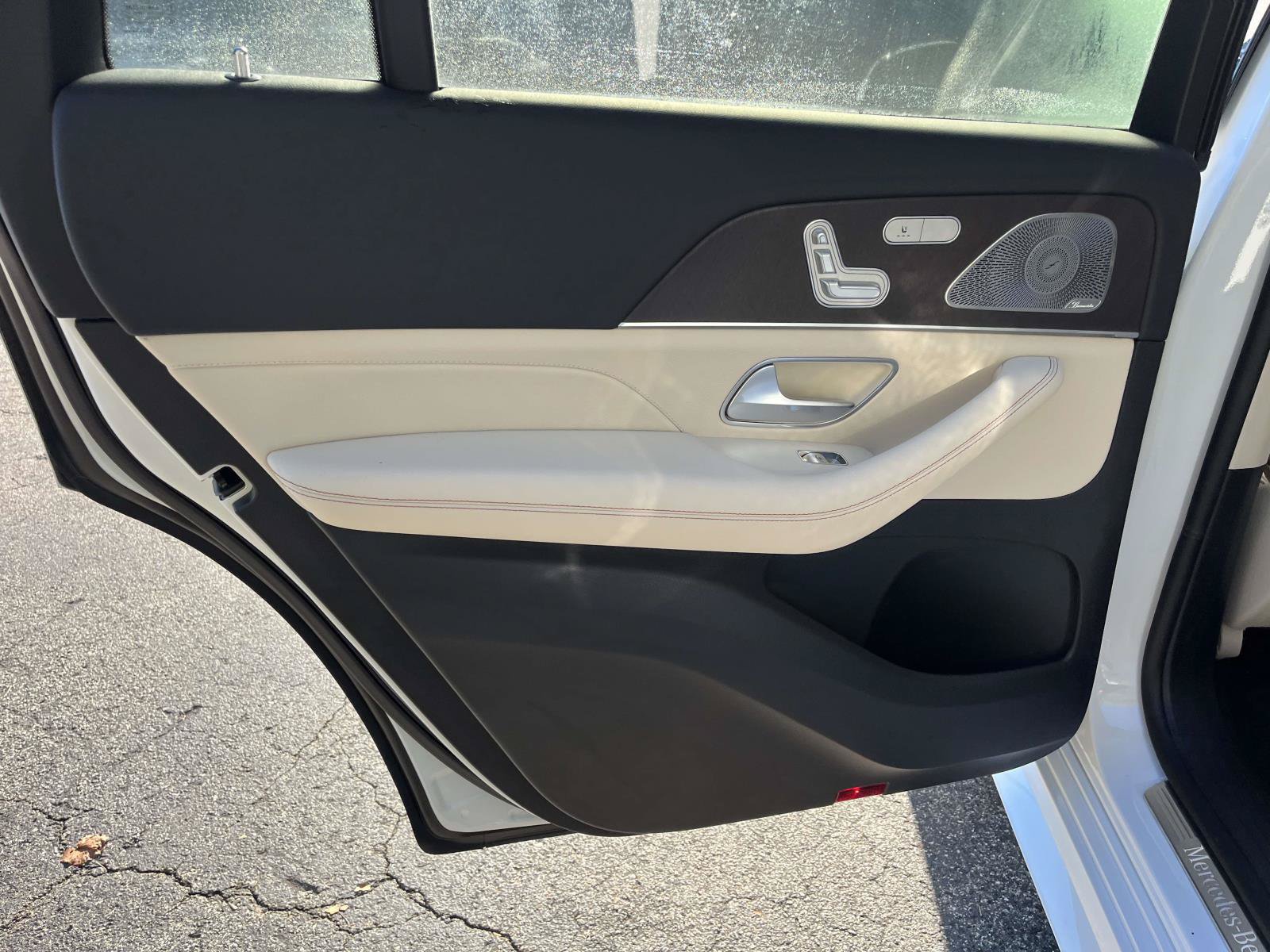 New 2027 Mercedes-Benz GLS 450 4MATIC image 39