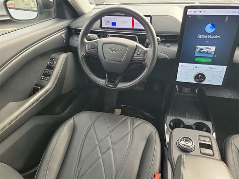 Used 2024 Ford Mustang Mach-E Select image 8