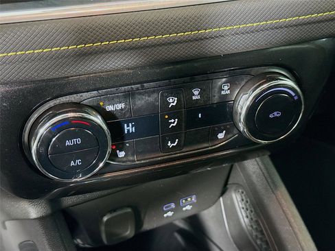 Used 2025 Chevrolet TrailBlazer ACTIV w/ Convenience Package image 15