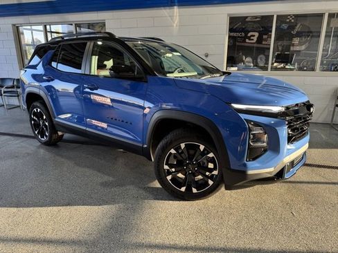 New 2026 Chevrolet Equinox RS w/ LPO, Floor Liner Package image 2