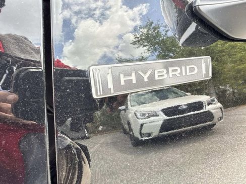 Certified 2025 Subaru Forester Limited w/ Popular Package AWD/4WD image 11