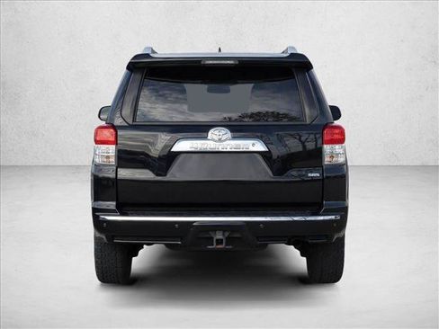 Used 2013 Toyota 4Runner SR5 w/ Premium Pkg AWD/4WD image 6