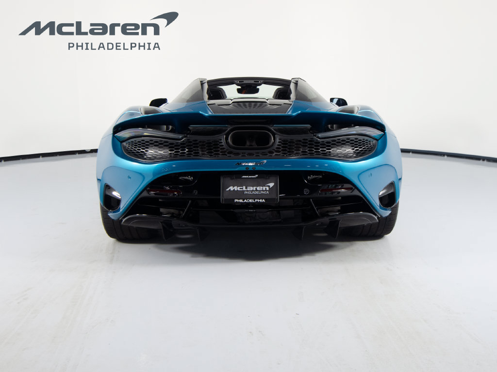 Used 2024 McLaren 750S Spider RWD image 7