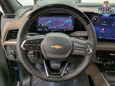 Used 2026 Chevrolet Tahoe High Country AWD/4WD image 18