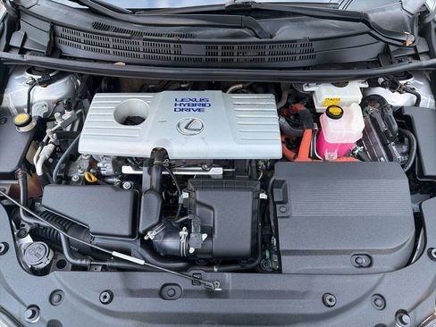 Used 2011 Lexus CT 200h Premium w/ Premium Audio Pkg image 13