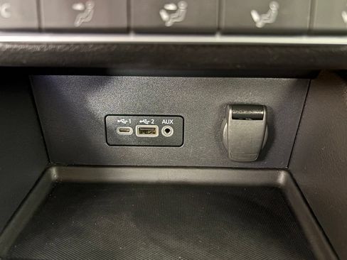 Used 2023 Nissan Sentra SV FWD image 26