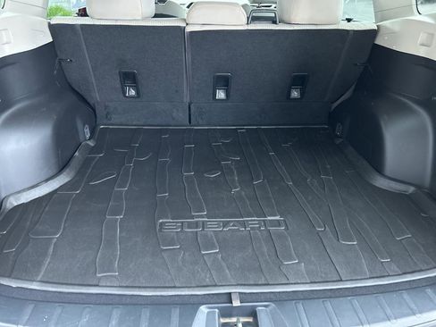 Used 2019 Subaru Forester Premium w/ All-Weather Package AWD/4WD image 9