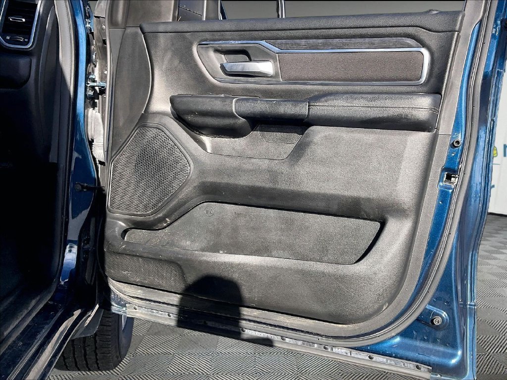 Used 2024 RAM 1500 Big Horn AWD/4WD image 11
