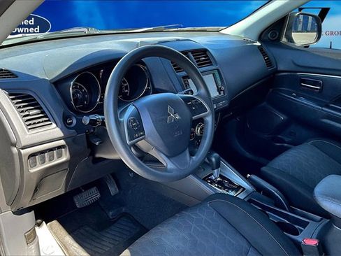 Used 2020 Mitsubishi Outlander Sport ES image 13