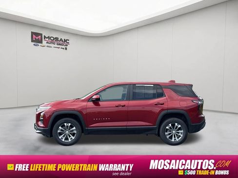 Used 2026 Chevrolet Equinox LT w/ Convenience Package II AWD/4WD image 4