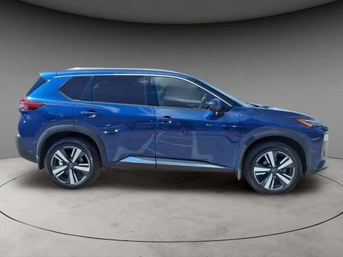 Certified 2023 Nissan Rogue SL w/ SL Premium Package FWD image 11