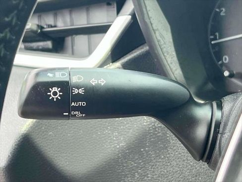 Certified 2024 Toyota Corolla SE image 25