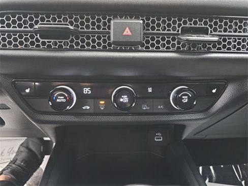 Used 2024 Honda HR-V Sport image 28