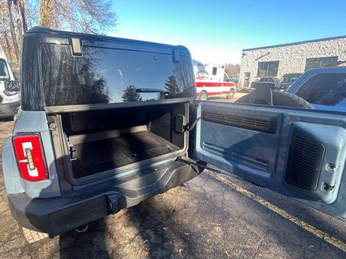 Used 2025 Ford Bronco Outer Banks image 7