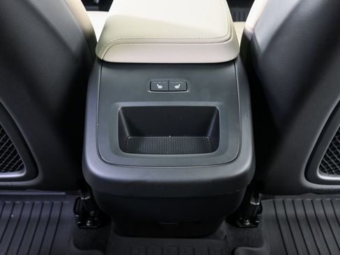 Used 2026 Volvo XC60 B5 Plus w/ Protection Package Premier image 21