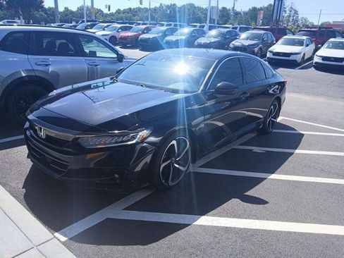 Used 2022 Honda Accord Sport image 3