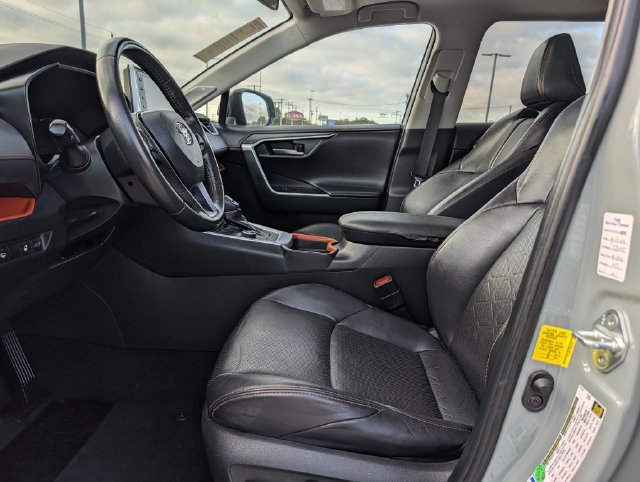 Used 2019 Toyota RAV4 Adventure w/ Cold Weather Package AWD/4WD image 26