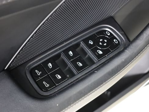 Used 2018 Porsche Panamera Turbo AWD/4WD image 23