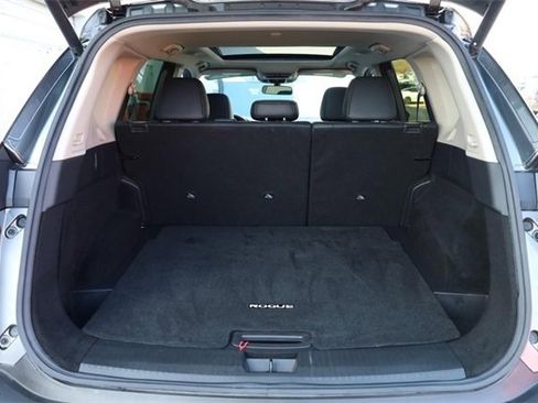 Certified 2023 Nissan Rogue SV w/ SV Premium B Package image 7