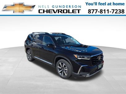 Used 2025 Honda Pilot Elite