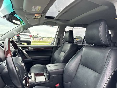 Used 2017 Lexus GX 460 Premium w/ Premium Package AWD/4WD image 13