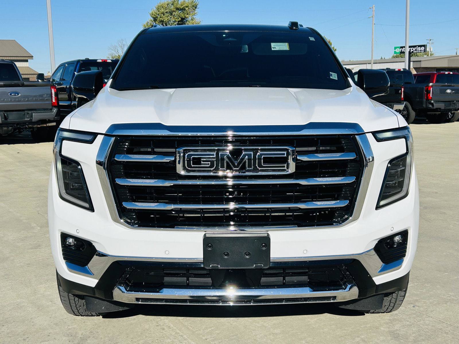 Used 2025 GMC Yukon Elevation AWD/4WD image 42