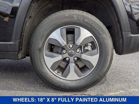 Used 2023 Jeep Grand Cherokee 4WD 4xe image 10