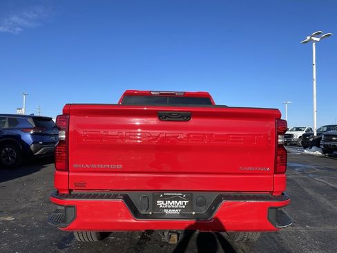 Used 2023 Chevrolet Silverado 1500 Custom image 31