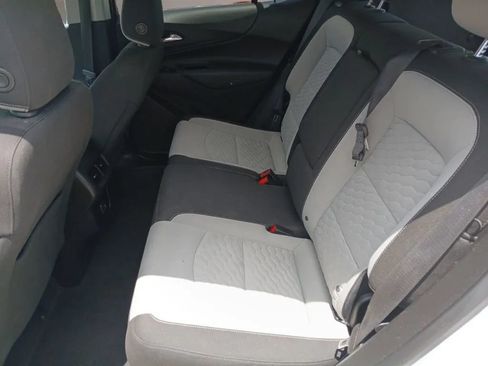 Used 2019 Chevrolet Equinox LS w/ LPO, Cargo Package FWD image 13
