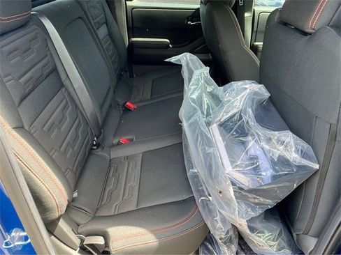New 2025 Nissan Frontier PRO-4X image 17