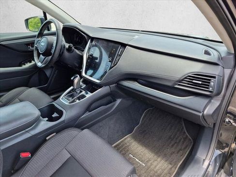 Used 2024 Subaru Outback Premium AWD/4WD image 22