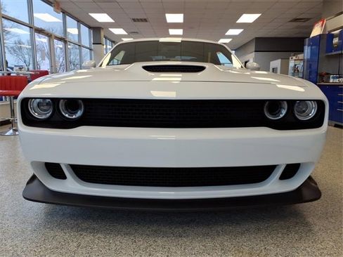 Used 2022 Dodge Challenger R/T Scat Pack image 2