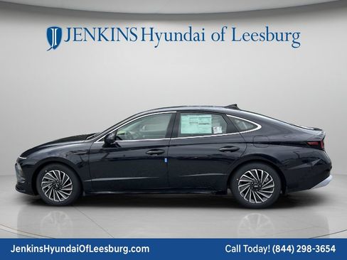 New 2026 Hyundai Sonata Limited FWD image 11