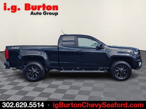 Used 2017 Chevrolet Colorado Z71 AWD/4WD image 7