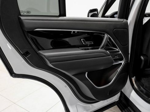 Used 2023 Land Rover Range Rover SE AWD/4WD image 44